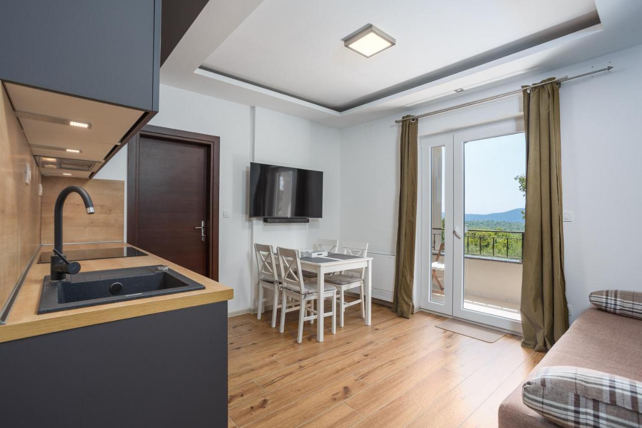 Brusici Small Village Apartman מראה חיצוני תמונה